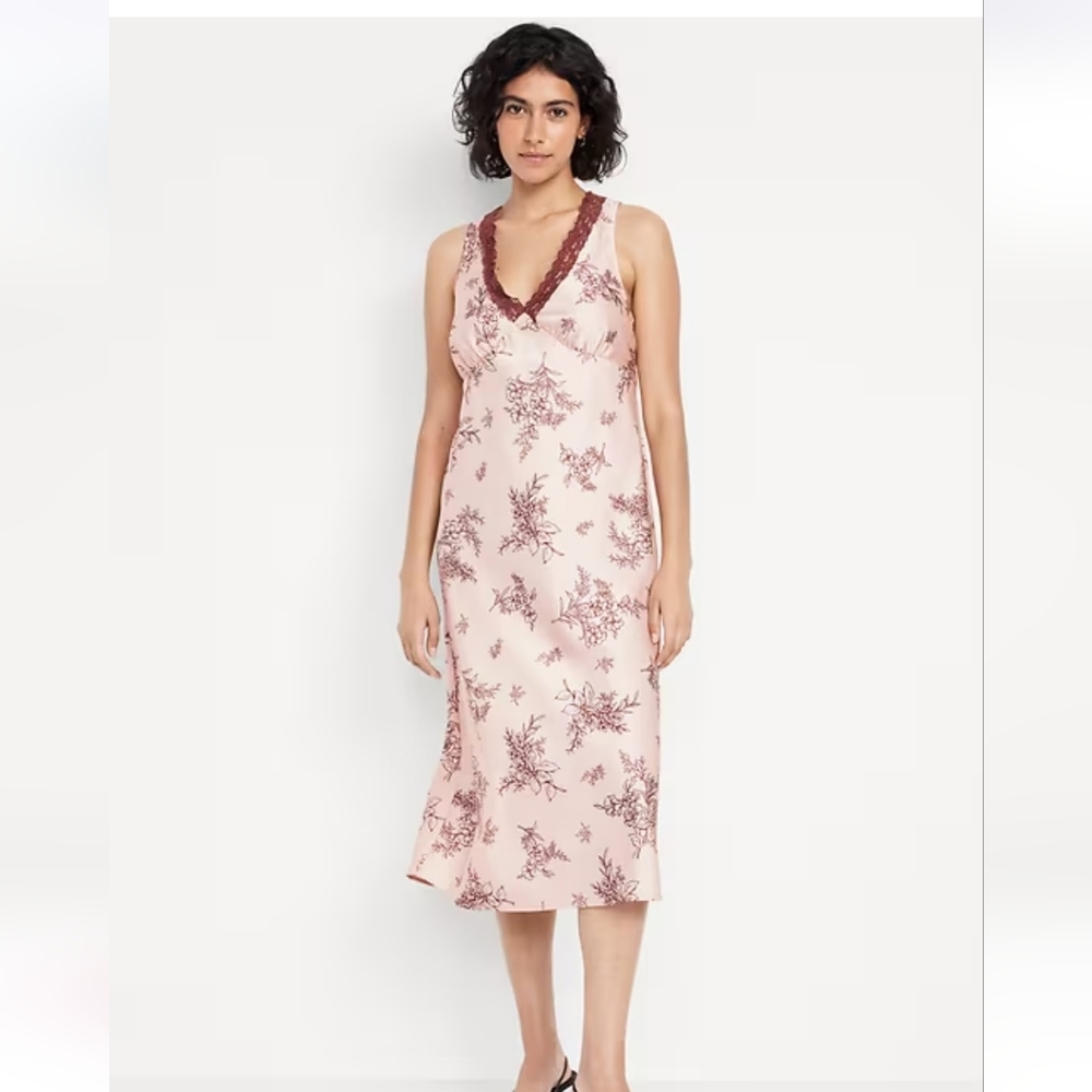 NWOT Lace Trim Satin Midi Dress